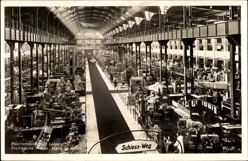Ak Leipzig in Sachsen, Technische Messe, Halle 91, Innenansicht