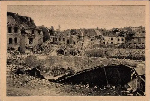 Ak Bastogne Wallonien Luxemburg, Des ruines, Batiments
