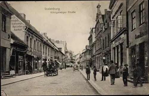 Ak Tschernjachowsk Insterburg Ostpreußen, Königsberger Straße, Geschäfte, Passanten
