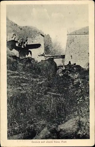 Ak Graben auf einem französischen Fort, I WK