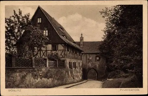 Ak Görlitz in der Lausitz, Am Finstertor, Straßenpartie, Fachwerkhaus