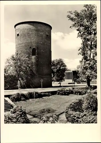 Ak Salzwedel in der Altmark, Burgturm, Überrest der ehemaligen Burg, aufgenommen um 1935