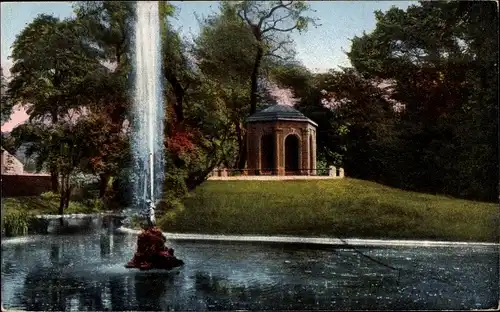 Ak Krefeld am Niederrhein, Kaiser Friedrich-Hain, Fontäne, Pavillon