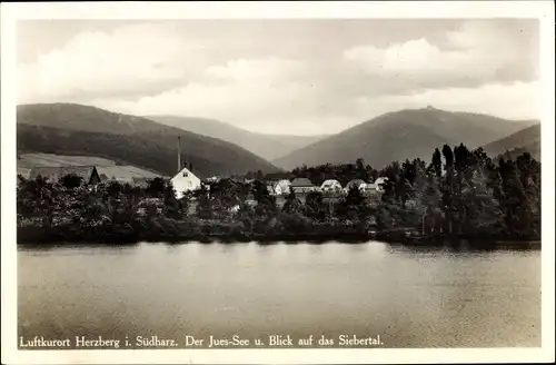 Ak Herzberg am Harz, Jues See, Blick auf das Siebertal, Panorama