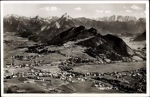 Ak Pfronten im Allgäu, Blick auf Weissensee, Füssen, Säuling, Falkenstein und der Zugspitze
