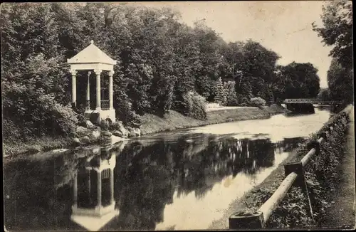 Ak Donaueschingen im Schwarzwald, Pavillon über dem Ausfluss der Donauquelle im Schlosspark