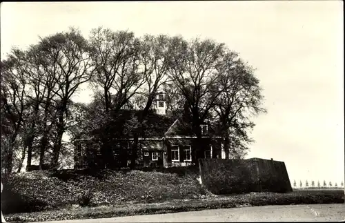 Ak Middelbuurt Schokland Flevoland, Voormalige Ned. Herv. Kerk, Museum