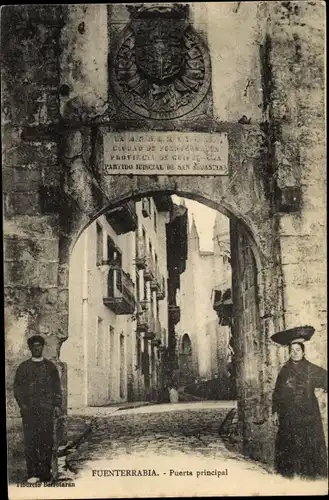 Ak Fuenterrabia Baskenland, Puerta principal, Blick durch das Tor