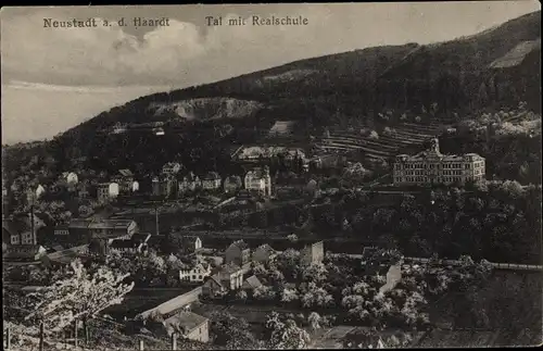 Ak Neustadt an der Haardt Neustadt an der Weinstraße, Tal mit Realschule