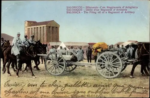 Ak Thessaloniki Griechenland, Defile d'un regiment d'Artillerie