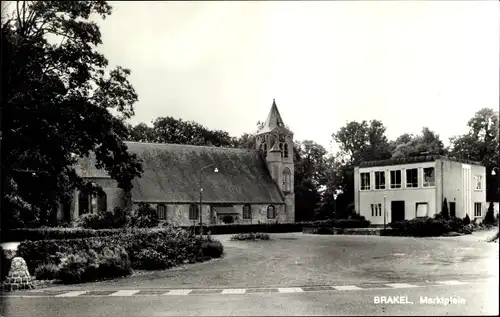 Ak Brakel Gelderland Niederlande, Marktplein, Kirche