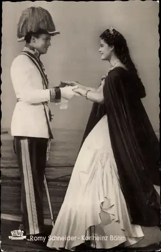 Ak Schauspieler Karlheinz Böhm und Romy Schneider, Sissi