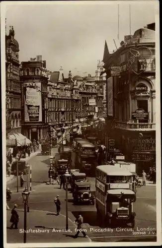 Ak West End London City England, Shaftesbury Avenue from Piccadilly Circus