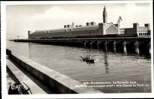 Ak Cherbourg Octeville Manche, La Nouvelle Gare Maritime, Hafen, Chenal du Port