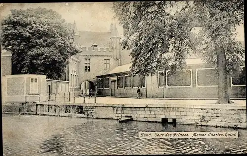 Ak Gand Gent Ostflandern, Cour des Princes, Maison Charles Quint