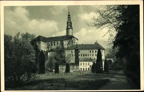 Ak Weesenstein Müglitztal Sachsen, Schloss Weesenstein vom Schlosspark aus