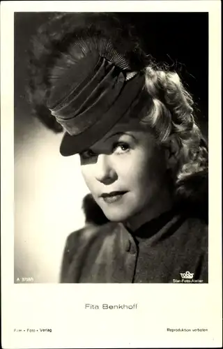 Ak Schauspielerin Fita Benkhoff, Portrait, Hut