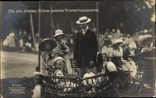 Ak Söhne des Kronprinzenpaares von Preußen, Prinz Wilhelm, Prinz Louis Ferdinand, Prinz Friedrich