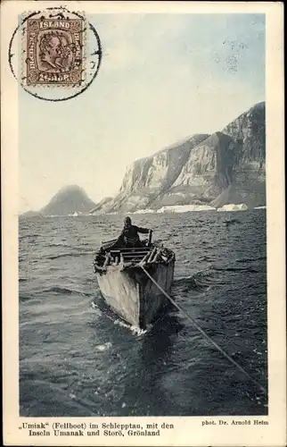 Ak Umanak Grönland, Umiak, Fellboot im Schlepptau, Insel Storö