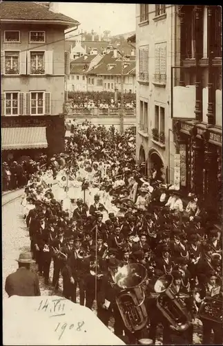 Foto Ak Bâle Basel Stadt Schweiz, Festumzug in der Stadt 1908