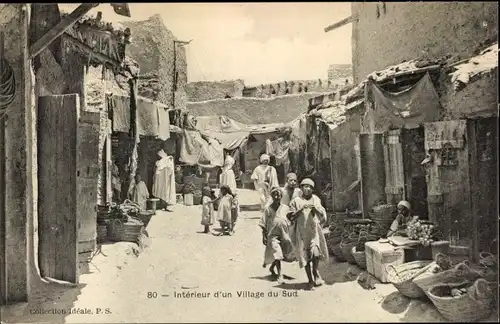 Ak Interieur d'un Village du Sud, Dorfpartie, Maghreb