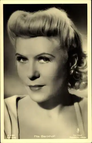 Ak Schauspielerin Fita Benkhoff, Portrait, Der Raub der Sabinerinnen, Ross Verlag A 3122 1