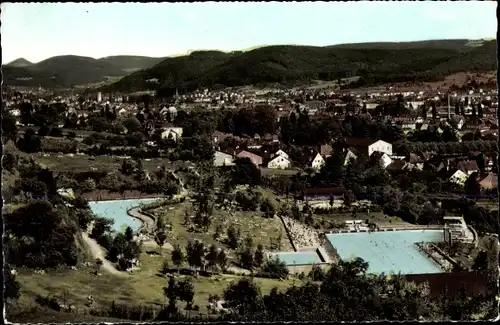 Ak Lahr im Schwarzwald Baden, Ortsansicht mit Schwimmbad