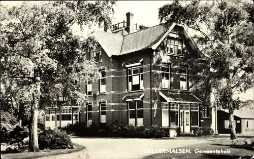 Ak Geldermalsen Gelderland, Gemeentehuis