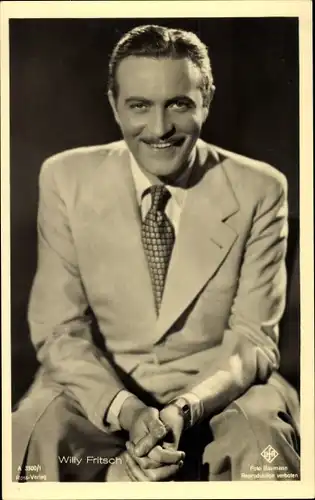 Ak Schauspieler Willy Fritsch, Portrait, UFA Film, Ross Verlag A 3300 1