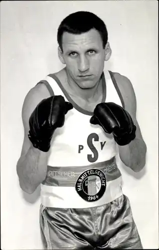 Foto Deutscher Meister Halbmittelschwergewicht 1964, Boxer Paul Hogh ?