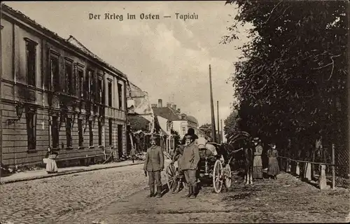 Ak Gwardeisk Tapiau Ostpreußen, Deutsche Soldaten in Uniformen, Kriegszerstörungen, I WK