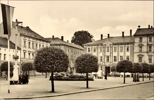 Ak Lengenfeld im Vogtland Sachsen, August-Bebel-Platz