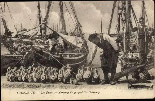 Ak Saloniki Thessaloniki Griechenland, Les Quais, Arrivage de gargoulettes