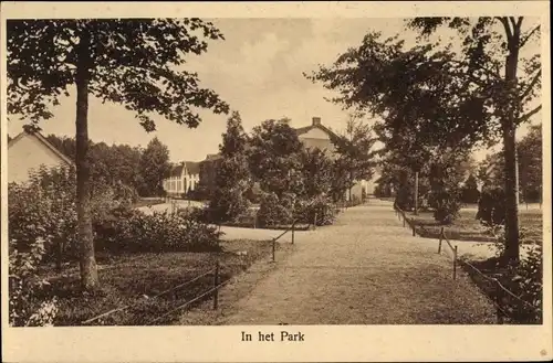 Ak Hellendoorn Overijssel, In het Park