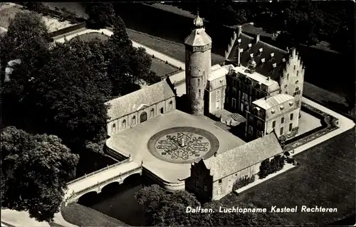 Ak Dalfsen Overijssel, Luftbild vom Schloss Rechteren