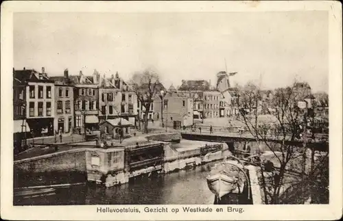 Ak Hellevoetsluis Südholland, Gezicht op Westkade en Brug