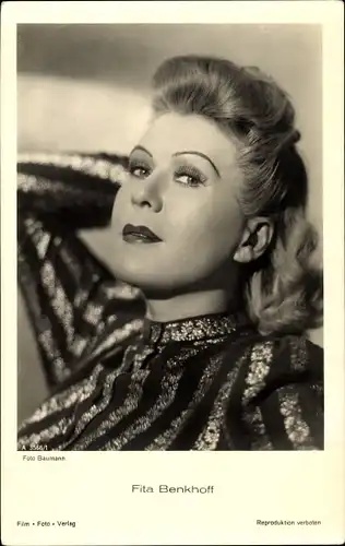 Ak Schauspielerin Fita Benkhoff, Portrait