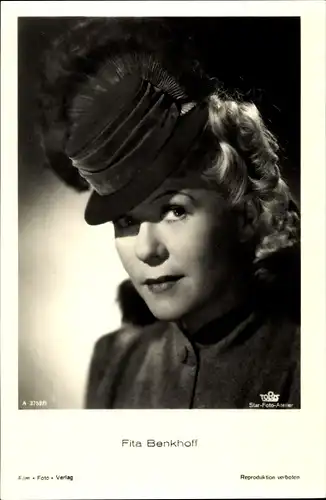Ak Schauspielerin Fita Benkhoff, Portrait, Hut