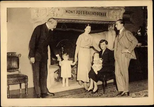 Ak Jean III, Duc de Guise, Duchesse de Guisse, Comte de Paris, Prince Henri, Manoir d'Anjou