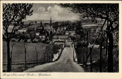 Ak Langenbernsdorf in Sachsen, Kirche und Pfarrhaus