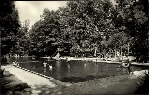 Ak Schönau Falkenstein im Vogtland Sachsen, Naturbad