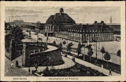 Ak Dortmund im Ruhrgebiet, Hauptbahnhof mit Freistuhl, Straßenbahn