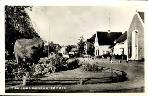 Ak Haaksbergen Overijssel, Enschedesestraat met kei