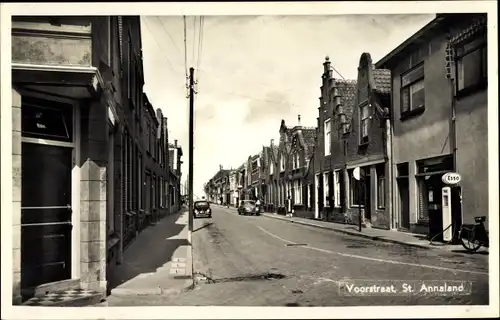 Ak Sint Annaland Zeeland Niederlande, Voorstraat, Esso Tankstelle