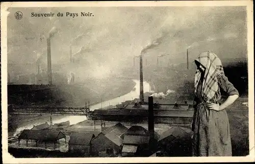 Ak Souvenir du Pays Noir, Bergbaugebiet, Hütten, Frau mit Kopftuch