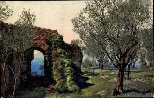 Ak Nenke & Ostermaier Serie 71 Nr 1850, Gardasee, In den Ruinen des Catull auf Sirmione