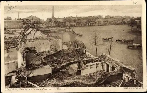 Ak Działdowo Soldau Ostpreußen, Markt nach dem Abzug der Russen, Kriegszerstörungen, I. WK