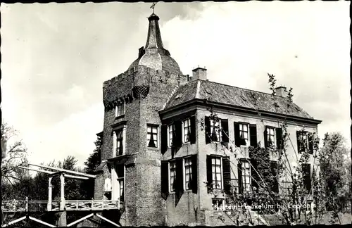 Ak Heukelum Lingewaal Gelderland, Kasteel bij Leerdum