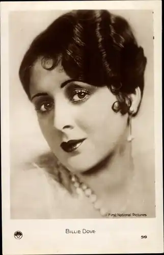 Ak Schauspielerin Billie Dove, Portrait