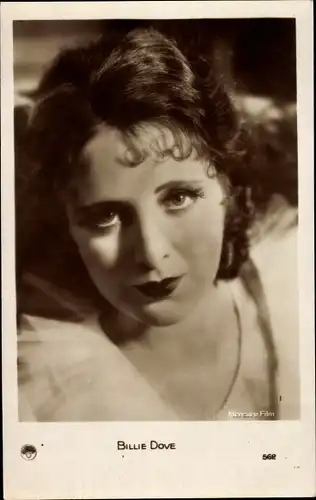 Ak Schauspielerin Billie Dove, Portrait